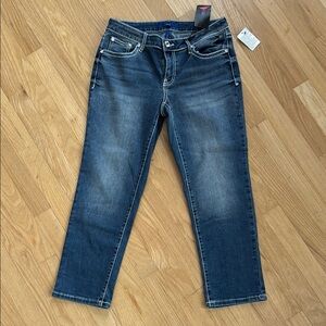 Apt9 Women's Jean capris with jewel embellishment sz8